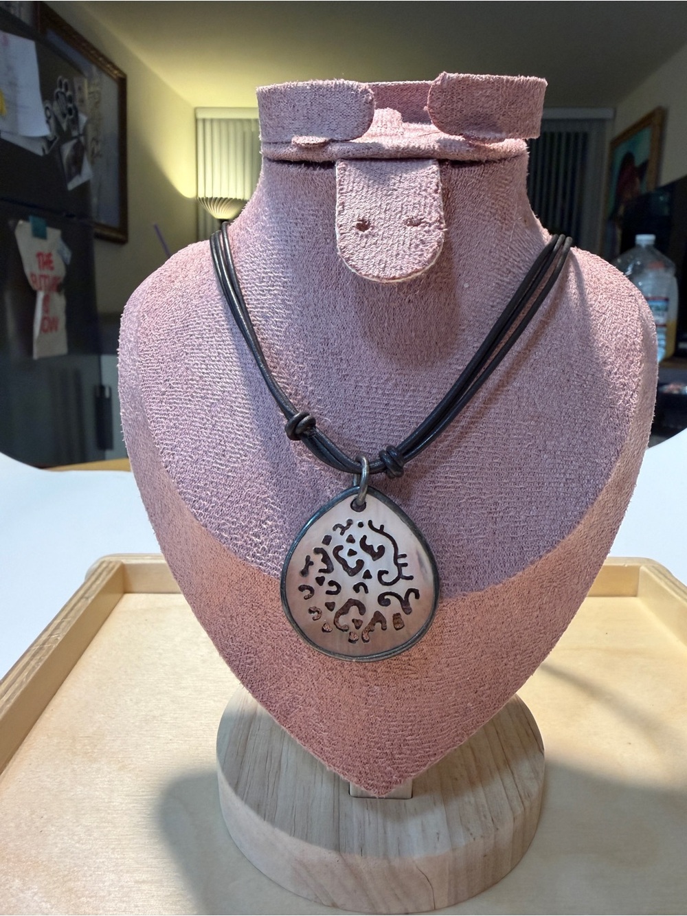 SILPADA .925 signed Sterling Silver & Black Lip Shell Pendant Leather Necklace
